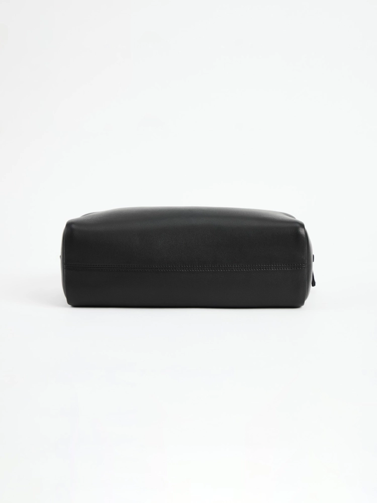 LIBLUZ Astra Bowling Bag in Leather Black - LIB LUZ