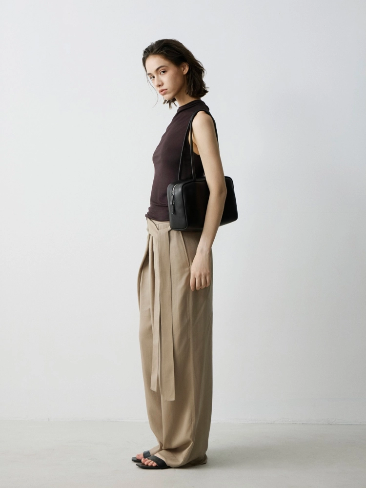 LIBLUZ Astra Bowling Bag in Leather Black - LIB LUZ