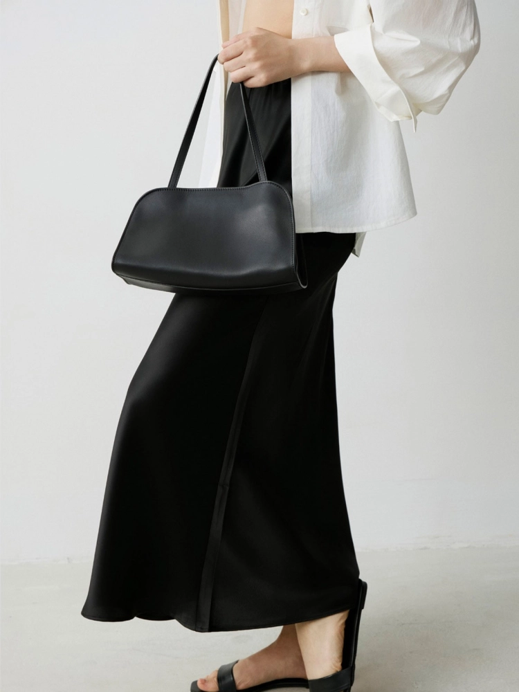 LIBLUZ Margaux 12 Shoulder Bag in Leather Black - LIB LUZ