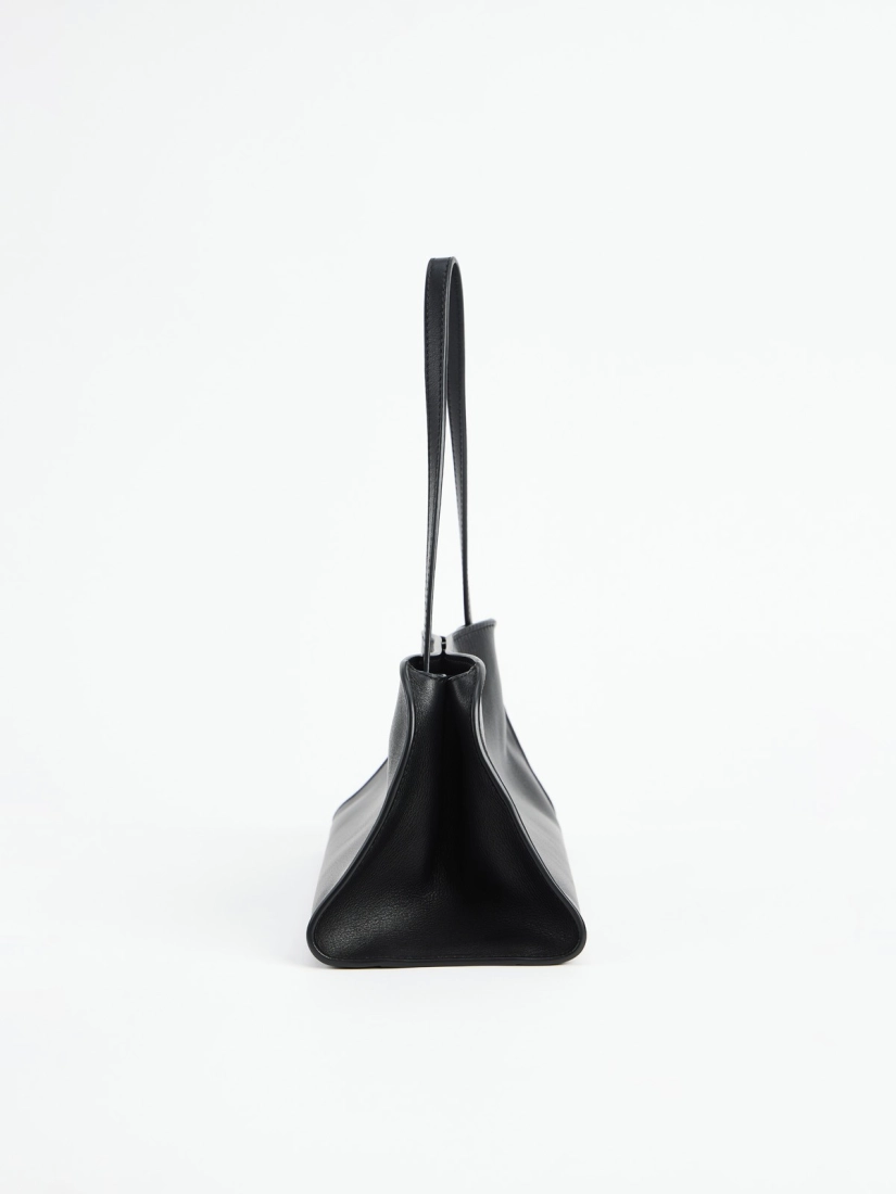 LIBLUZ Margaux 12 Shoulder Bag in Leather Black - LIB LUZ