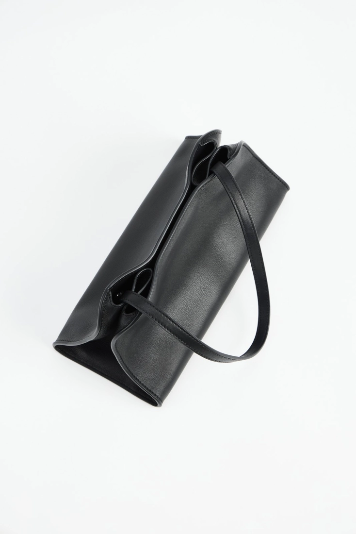 LIBLUZ Margaux 12 Shoulder Bag in Leather Black - LIB LUZ