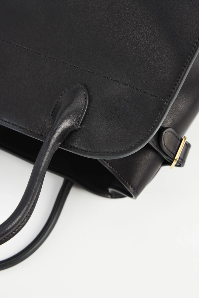 LIBLUB 90's Classic Top Handle Bag in Leather - LIB LUZ