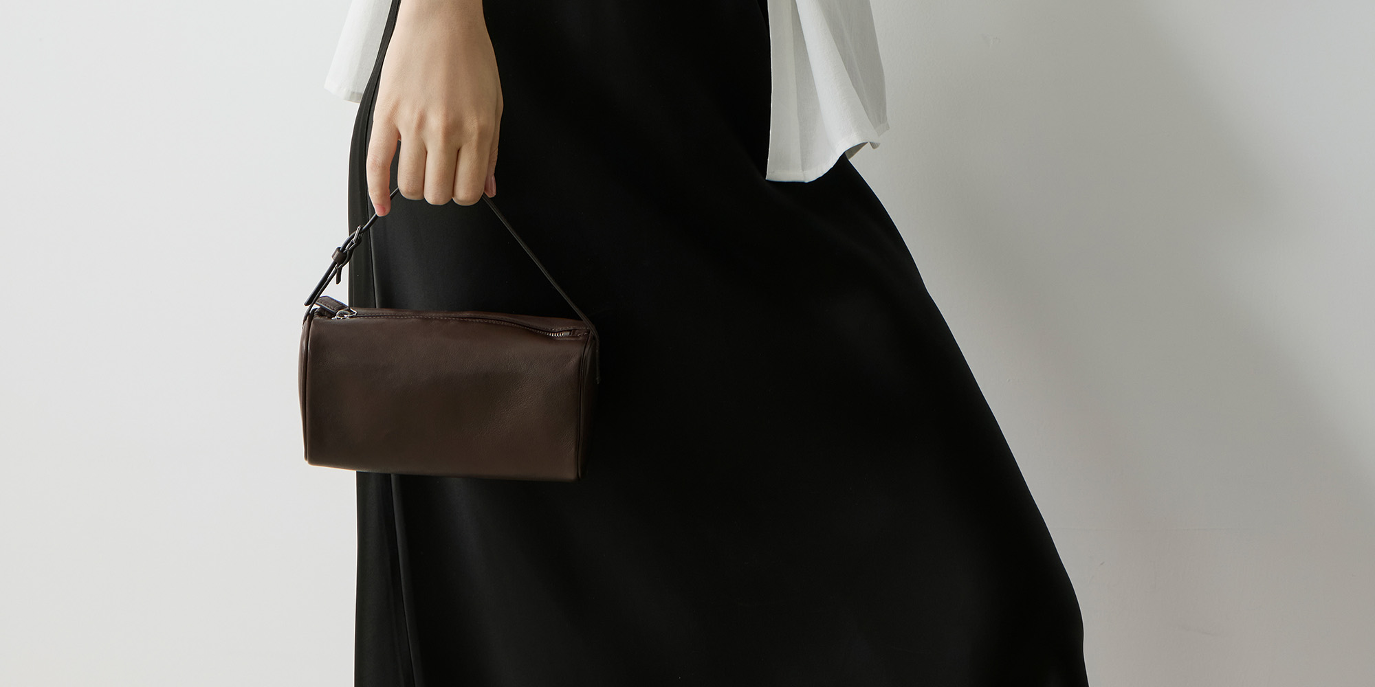 LIBLUB 90's Classic Top Handle Bag in Leather | Women's Small Bag Brown