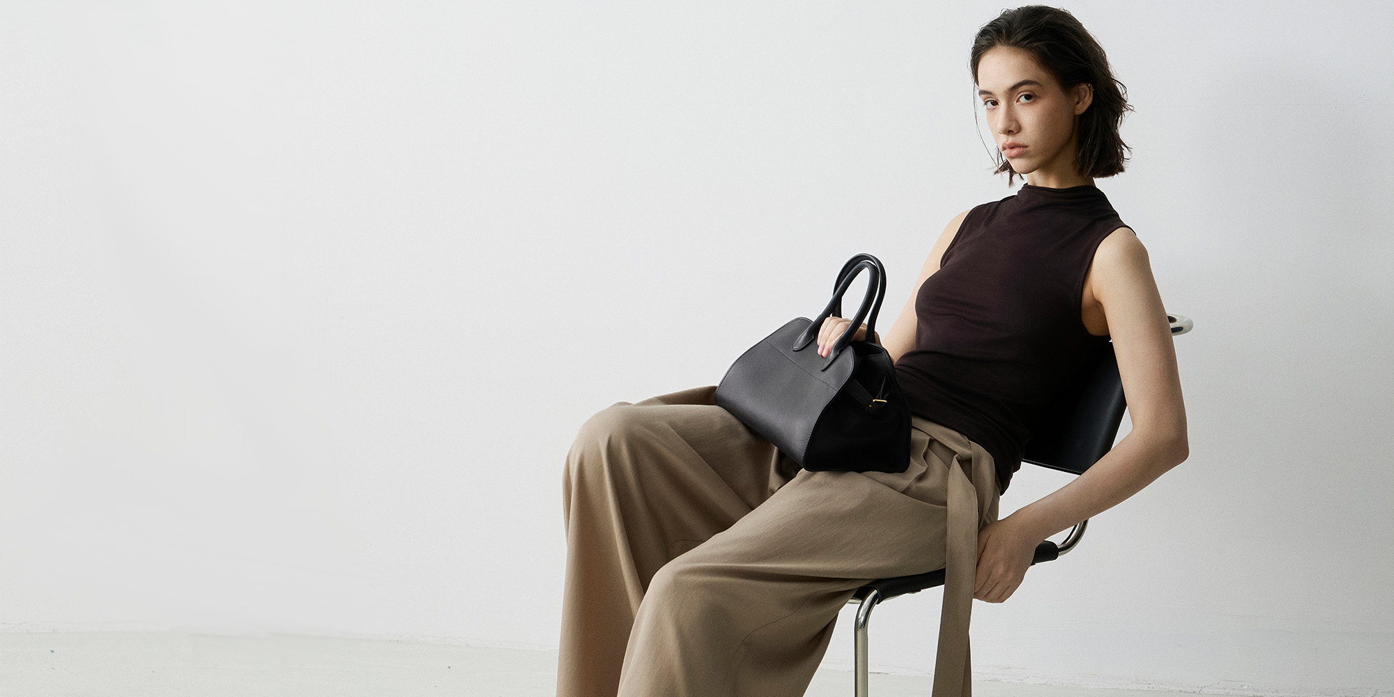 LIBLUB 90's Classic Top Handle Bag in Leather